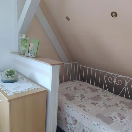 Kreativ Ferienwohnung Domizil Der Sinne Bad Liebenwerda Exterior photo